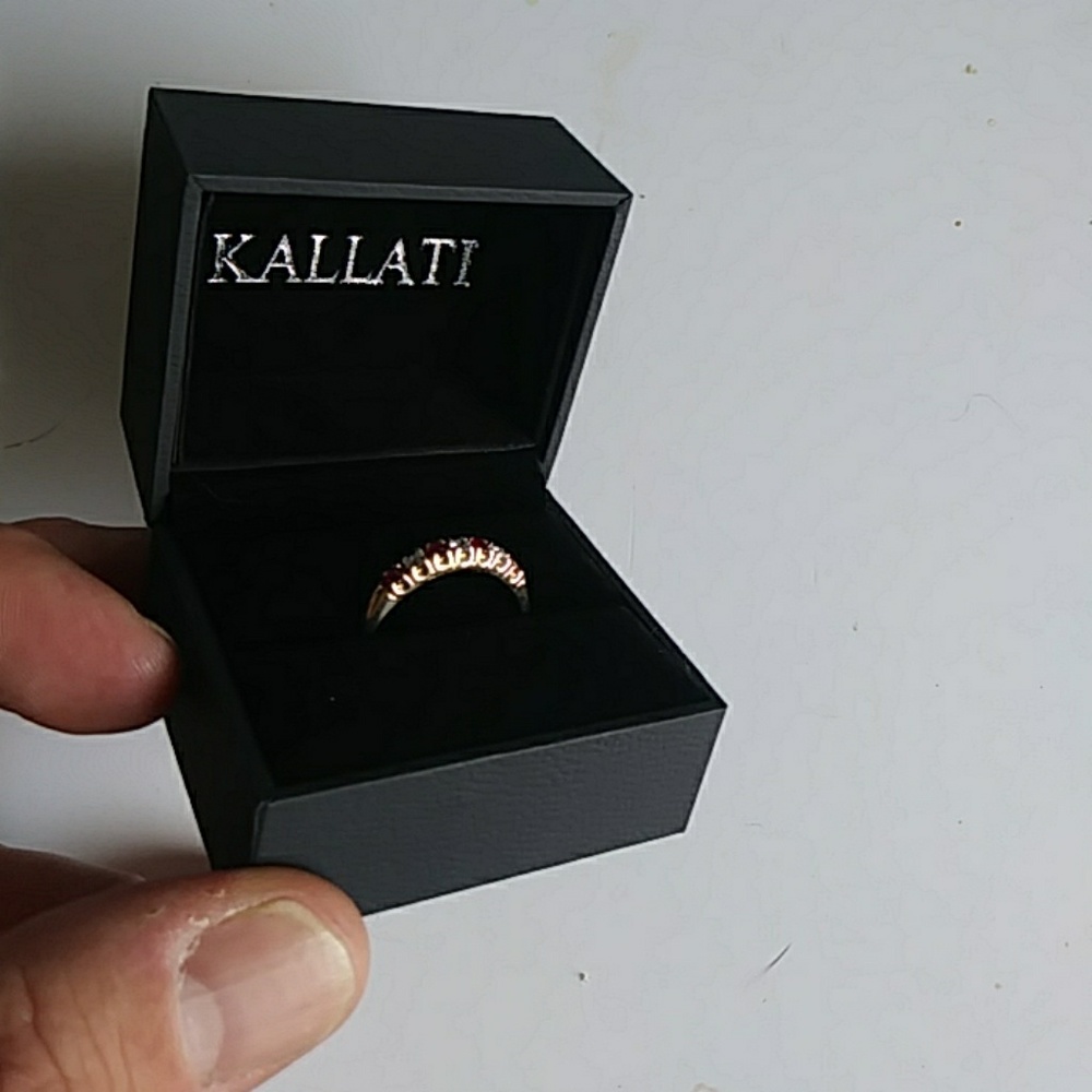 Kallati ruby & diamond ring - Picture 2 of 3